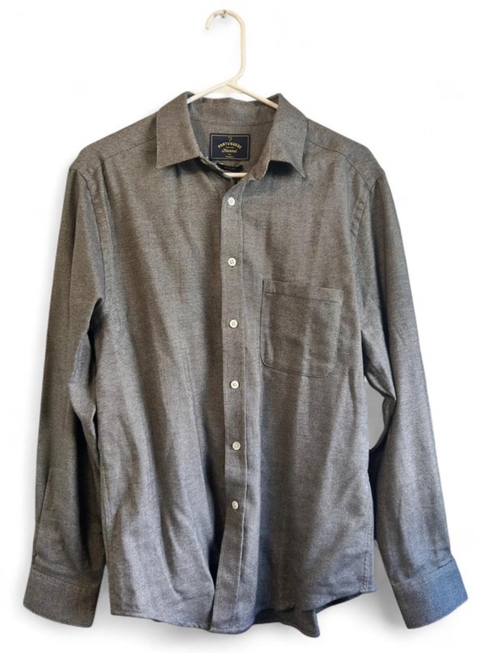 Men's Long-Sleeve Button-Down Shirt in Gray